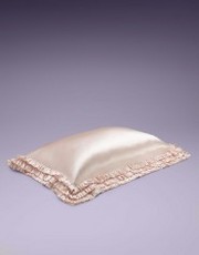 Ruffle Oxford Pillowcase