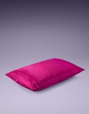 Genuisa Housewife Pillowcase